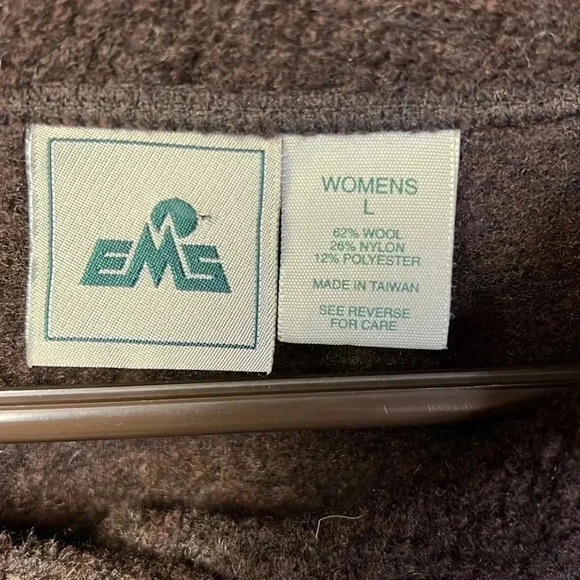 EASTERN MOUNTAIN SPORTS EMS women’s XL‎ LARGE BROWN WOOL CARDIGAN SWEATER winter - Picture 2 of 9